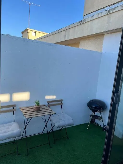 Charmant Type 2 Au Coeur De La Ville Marseille France
